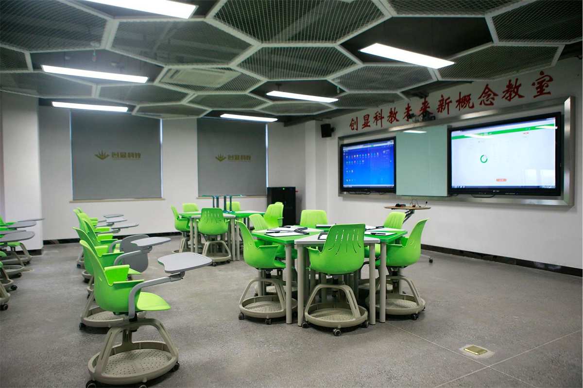 青少年智慧教育科普基地 科教設(shè)備與研學(xué)課程的深度融合
